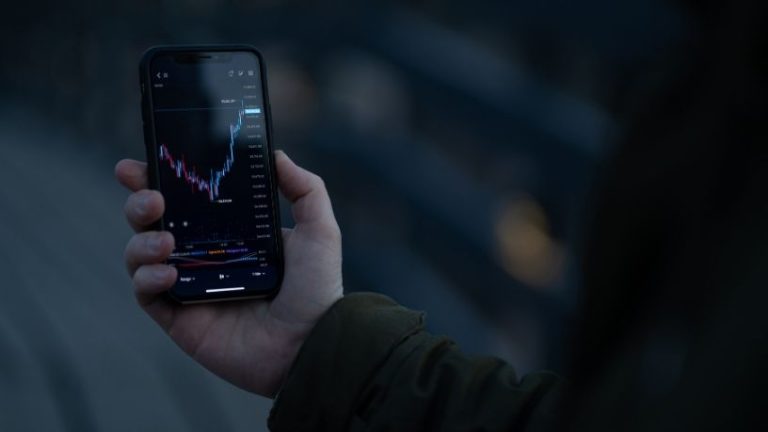 Rodrigo Balassiano analisa como a CVM tem modernizado sua fiscalização para acompanhar a digitalização dos FIDCs.
