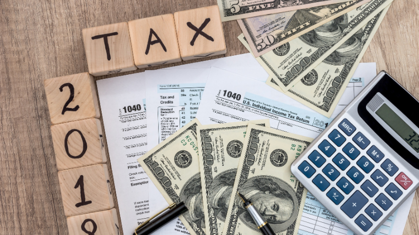 A expansão das usinas solares, segundo Leonardo Manzan, depende de marcos regulatórios claros e gestão fiscal eficiente.