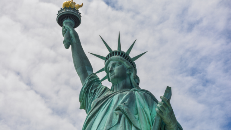 Drama Jurídico em Nova York: Repercussões e Tensão em Audiência Federal de Ex-Líder Venezuelano